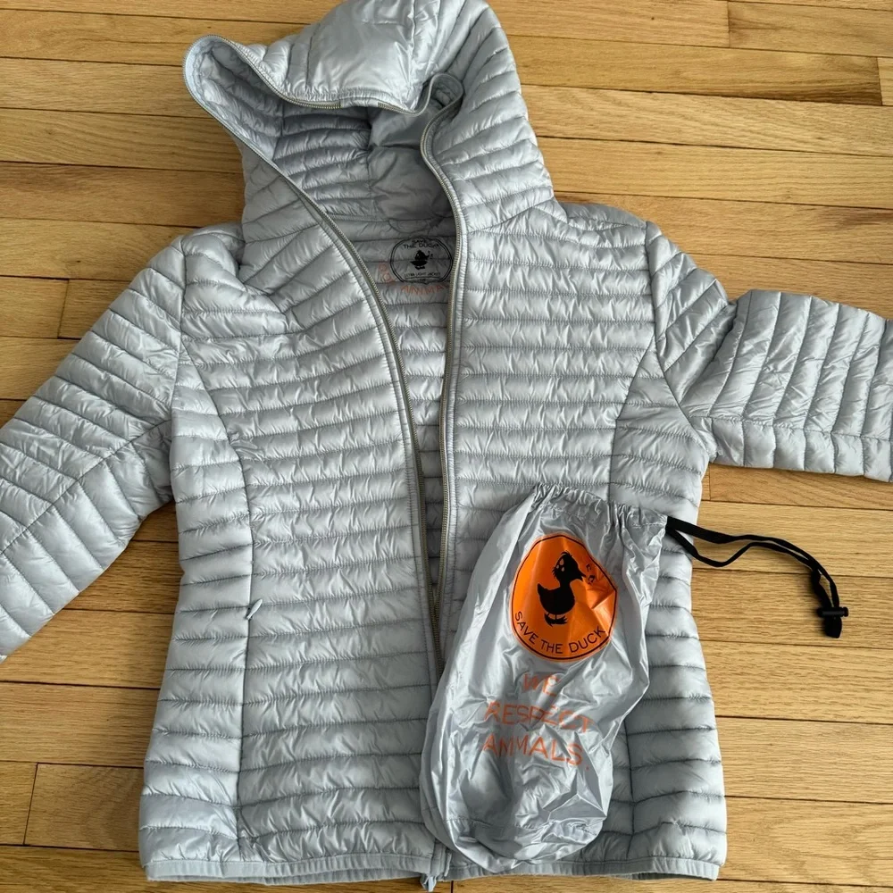 Like new Save the Duck Alexis lightweight puffer jacket in silver blue - Picture 3 of 16